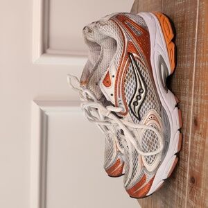 Pro Grid Saucony Women's Size 8 Sneakers White Orange Guide 2 Lace Up